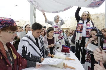 A Holy Calling/Eliana Fischel,